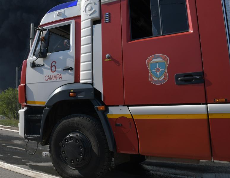 В Самаре при пожаре на Демократической пострадала девушка
