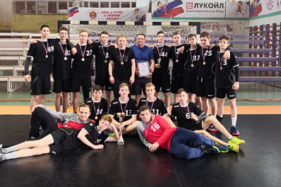 Тольяттинские гандболисты завоевали золото первенства России