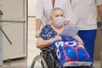 В Самаре из больницы выписали пожилую женщину, повторно переболевшую коронавирусом