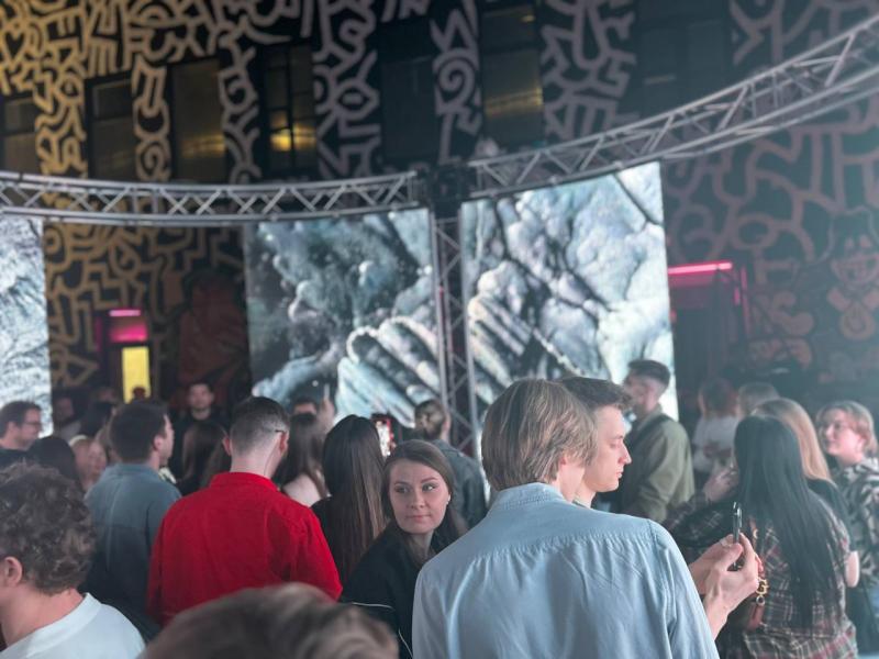 Лестница из кошмаров и экраны с помехами: как в самарском "Доме 77" прошла "Ночь музеев"