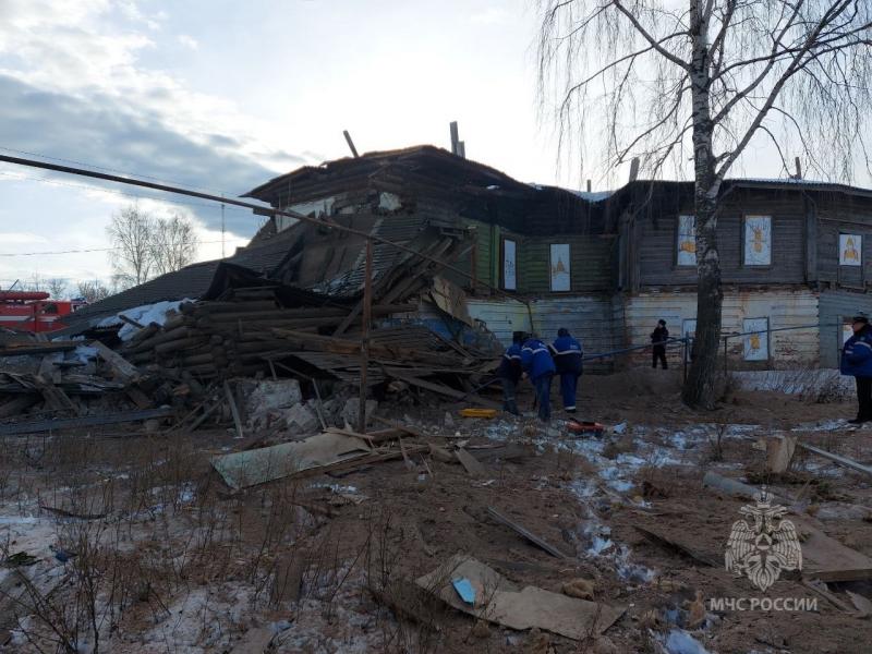 Старинный дом, нижегородский объект культурного наследия, разрушился из-за хлопка газа