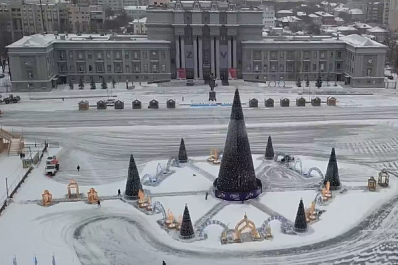 Видео: самарцам показали площадь Куйбышева с высоты птичьего полета