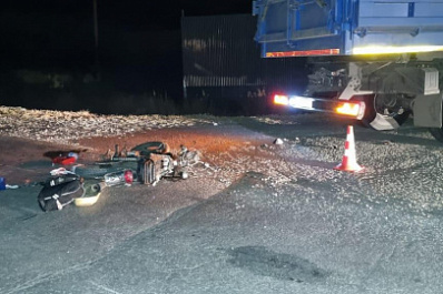 В Самарской области парень на мопеде влетел под КамАЗ