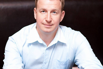 Андрей Дербенев рассказал об антипрививочных листовках, которыми обклеили дома в Тольятти