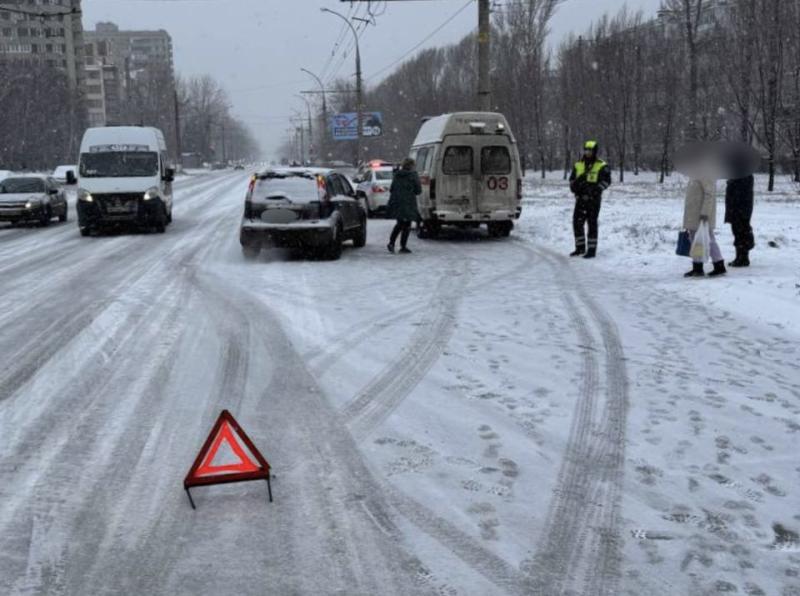 В Тольятти 13 декабря женщина на Nissan сбила 14-летнюю девочку 