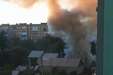 В Самаре на Майской ликвидирован пожар на площади 350 кв. м