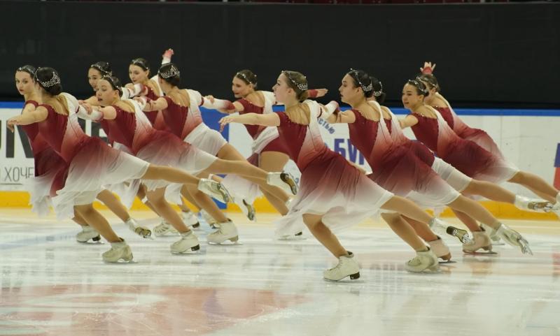 Яркие программы: в самарском Дворце спорта имени Высоцкого прошли три турнира по синхронному фигурному катанию на коньках