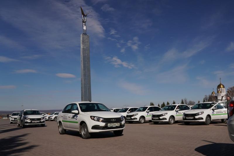 87 новых LADA Granta пополнили автопарк медучреждений региона