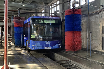 В Самаре устроили генеральную уборку общественному транспорту 