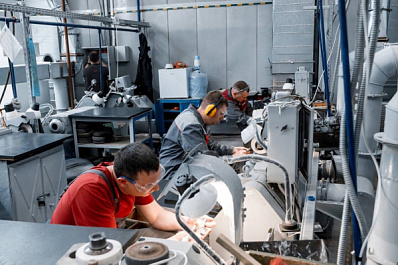 Больше трети рабочих мест в обрабатывающих производствах Самарской области - высокопроизводительные