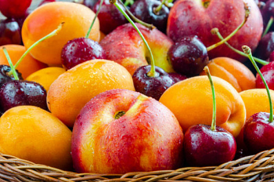 Эксперты советуют: какие фрукты и ягоды самарцам есть в июле 
