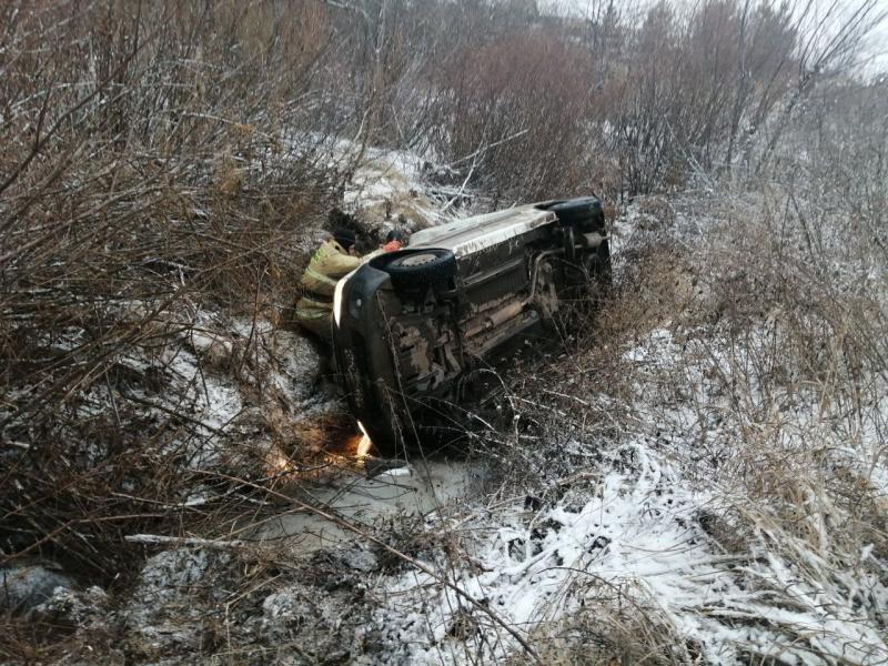 В селе Кошки легковушка вылетела в кювет и перевернулась
