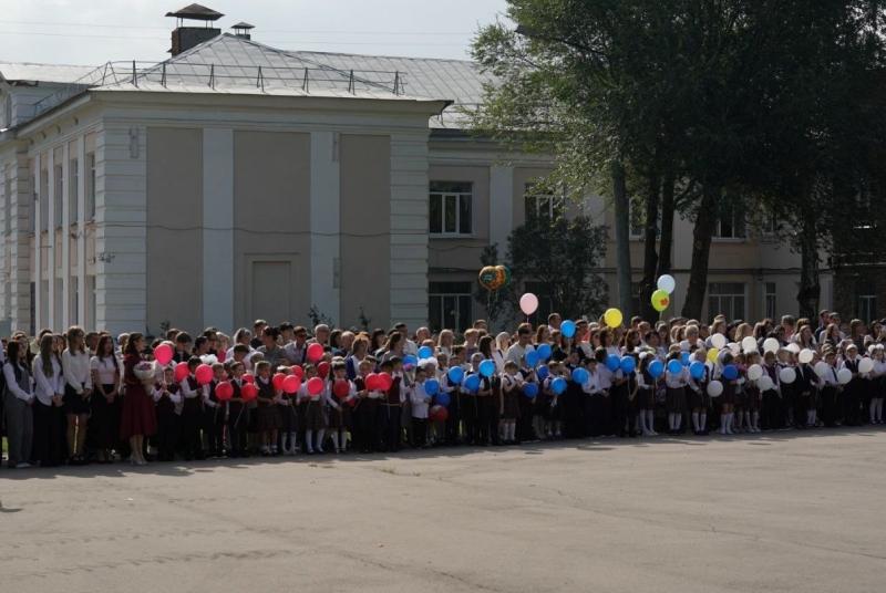 Самарскую школу № 110 отремонтируют по решению губернатора Вячеслава Федорищева