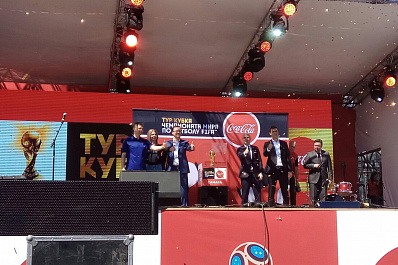 Кубок ЧМ-2018 выставили на площади Куйбышева в Самаре