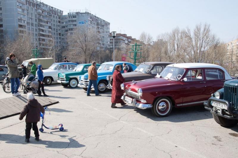 Автомобили эпохи Гагарина: "Самара космическая" отметит 15-летие уличной экспозицией