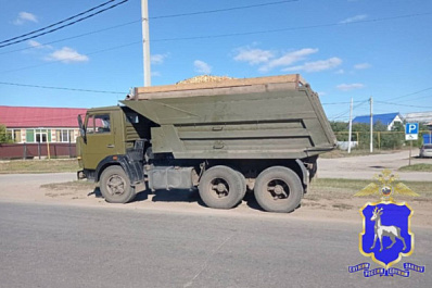 Надеялся, что не остановят: в Приволжском районе поймали водителя КамАЗа, трижды лишенного прав