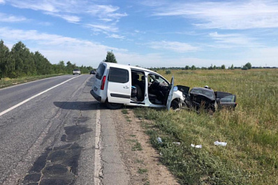 В Самарской области на трассе произошло жесткое ДТП