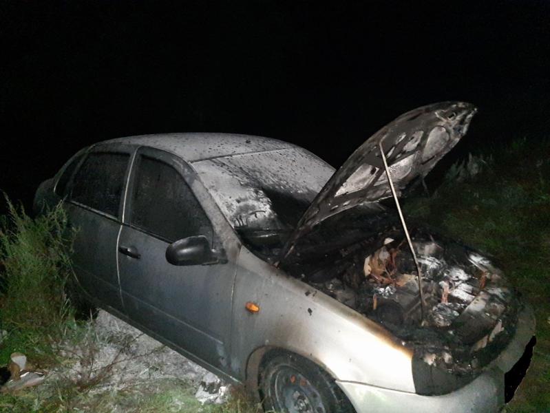 В Самарской области ночью сгорела LADA Kalina