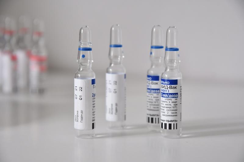 QR-код будет действовать год: Минздрав обновил рекомендации по вакцинации от COVID-19