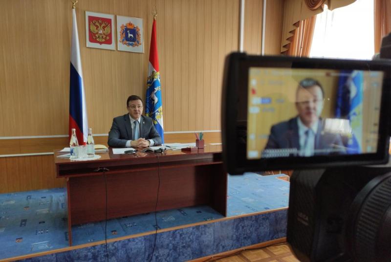 Дмитрий Азаров проводит совещание по итогам посевной кампании