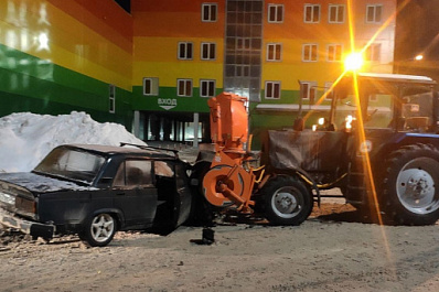 В Самарской области легковушка попала под встречный трактор