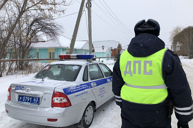 16-летняя девочка попала под колеса "Волги" в Самарской области