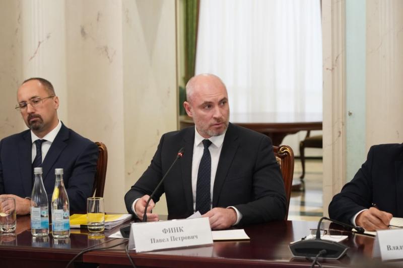 Вячеслав Федорищев рассказал о главных темах, которые обсудили во время заседания в Правительстве региона