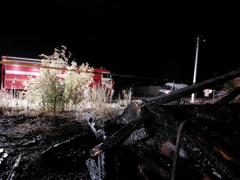 Во время пожара в заброшенном доме в селе Ташла погиб человек