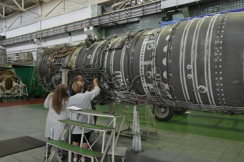 Глава комитета Госдумы по обороне посетил ПАО "ОДК-Кузнецов"