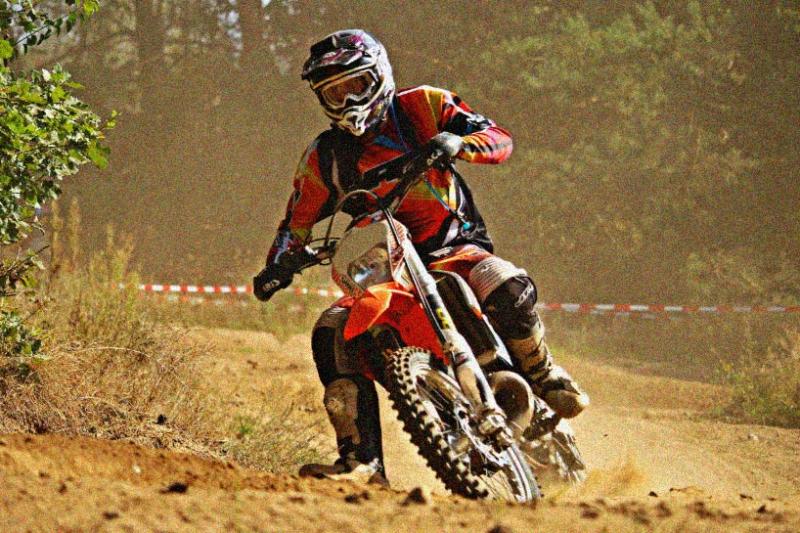 Сызранцы стали лучшими в мотогонках-эндуро