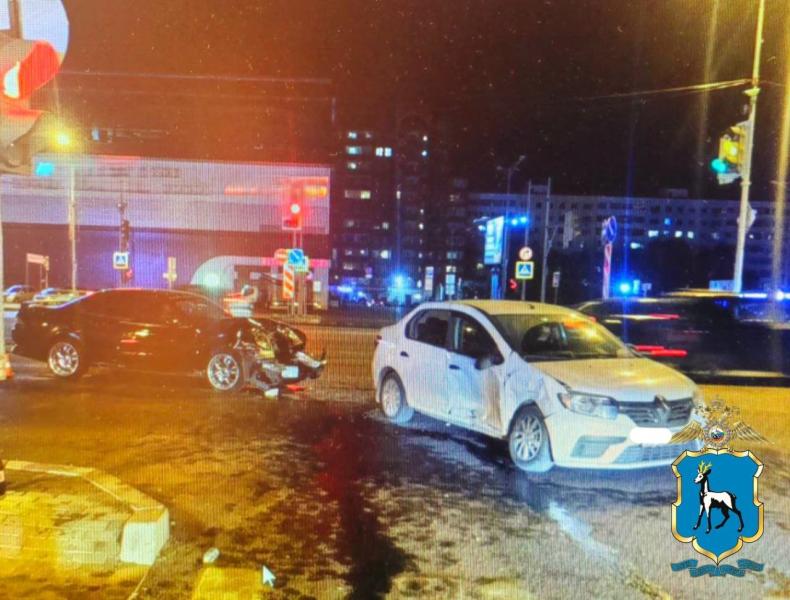 Женщина и ребенок пострадали в ДТП в Самаре