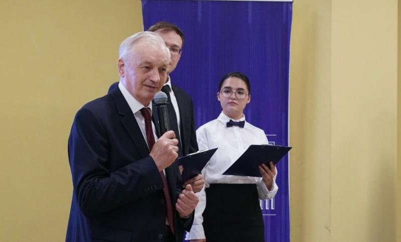 Звезды зажигают: в Самаре вручили премии одаренным детям