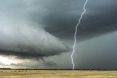 Гроза и ветер до 20 м/с обрушатся на Самарскую область 2 сентября 2021 года