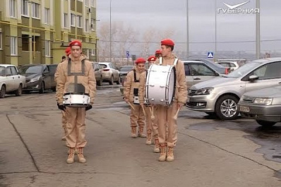 В Самарской области под окнами ветеранов ВОВ проходят мини-парады