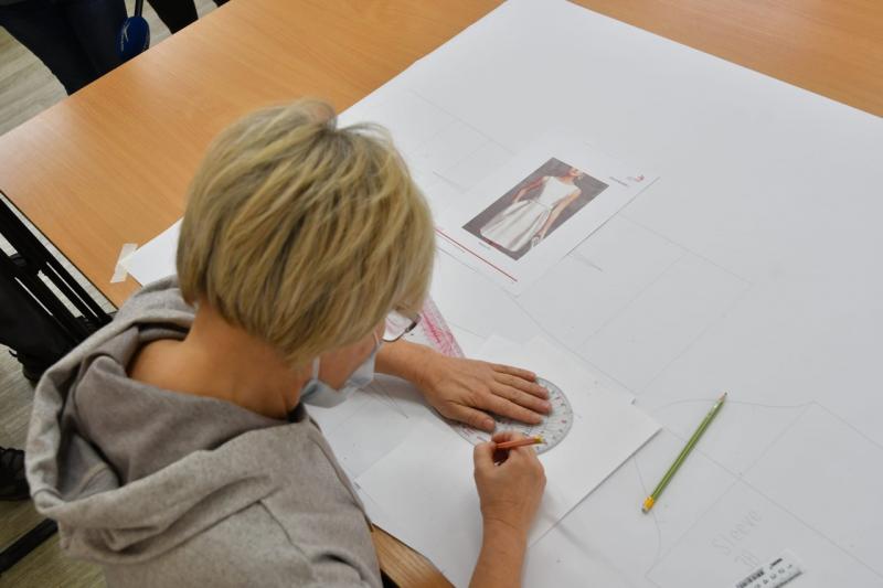 Жители региона получают новые профессии в рамках программ переобучения