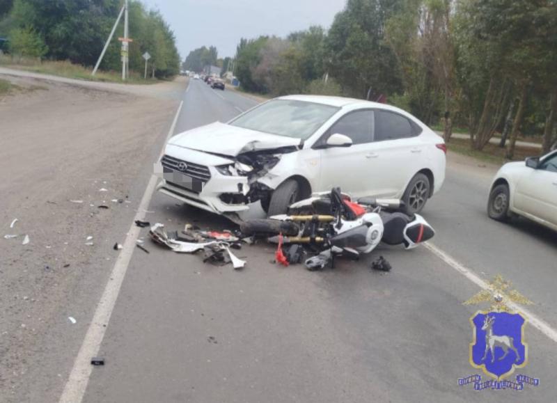 В Кинельском районе 19 сентября мотоциклист врезался в Hyundai Solaris