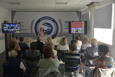 Рецепты долголетия: накануне Дня пожилого человека активные самарцы повторили с медиками правила здорового образа жизни