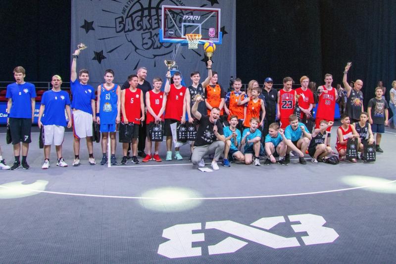 "Это лучший турнир по баскетболу в регионе" - в Самаре состоялся суперфинал Лиги губернатора Самарской области по баскетболу 3×3