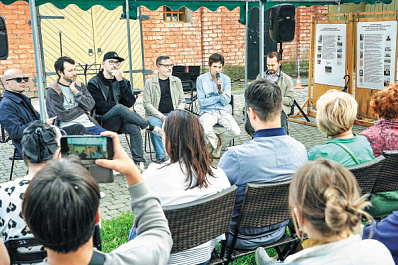 В память о Цое: Литературный музей представил новый проект