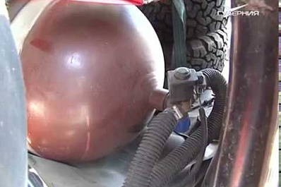 Тольяттинские гонщики показали свою боевую Ниву перед стартом ралли Шёлковый путь - 2018