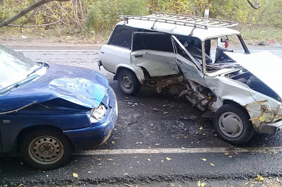 Лишенный прав водитель устроил ДТП на встречной полосе в Тольятти