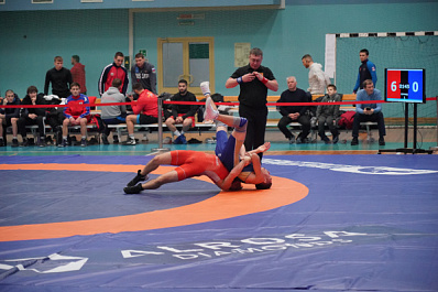 Самарский борец Хусинбой Арисланбеков выиграл чемпионат ПФО