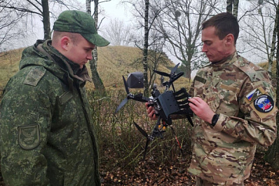 Самарские специалисты повышают квалификацию Вооруженных сил Беларуси: выпускник "Школы героев" представил опыт применения дронов в СВО