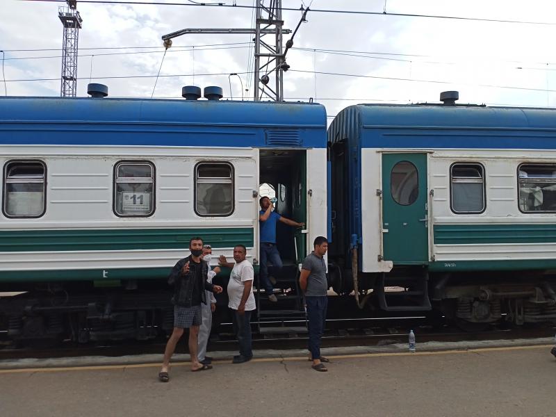 Граждане Узбекистана отправились на родину