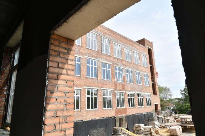 Новая школа в Сызрани примет учеников через год