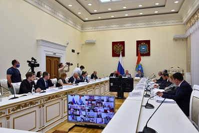 Дмитрий Азаров обсудил с руководством Фонда содействия реформированию ЖКХ дальнейшее сотрудничество