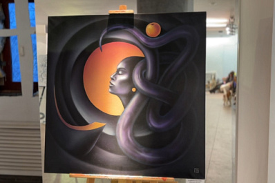 Авторская техника и эксперименты: в Самаре проходит выставка картин Эльмиры Гилаевой