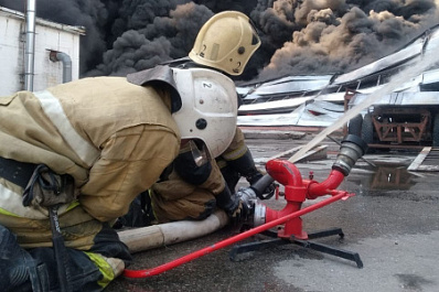 Обрушилась кровля: появились новые подробности пожара на Профильной в Самаре