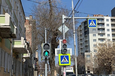 В Самаре восстановили работу светофора около гимназии № 3