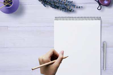 Коронавирус и вакцина: социологи назвали "слова года" в лексиконе россиян